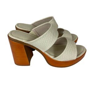 Maurices Brittany Block Heels Womens Size 10 M White Faux Leather Faux Wood Heel